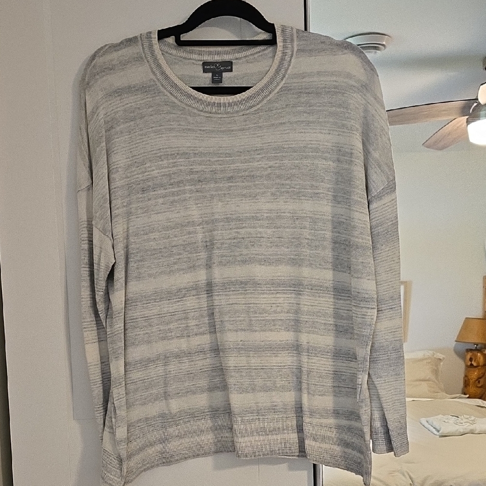 Market & Spruce Ladies Gray Sweater Size L